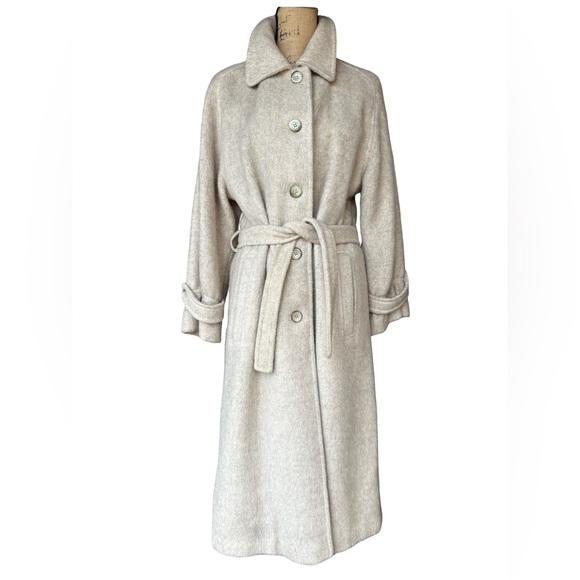 Forcaster of Boston Jackets & Blazers - Vtg. 1980s Forecaster of Boston Elegant Beige Wool Blend Coat w/Belt size 15/16